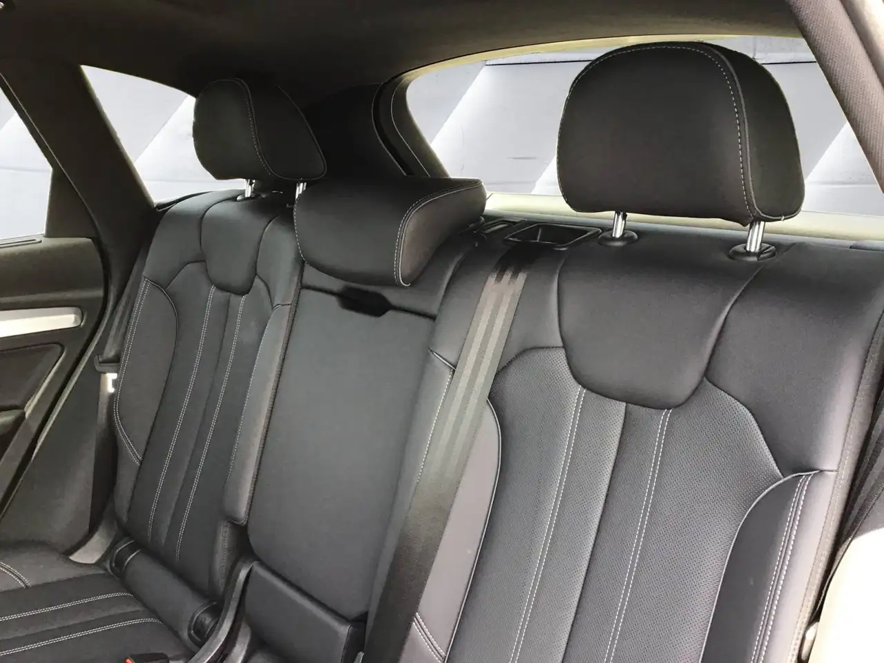 Audi Q5 снимка Audi Q5