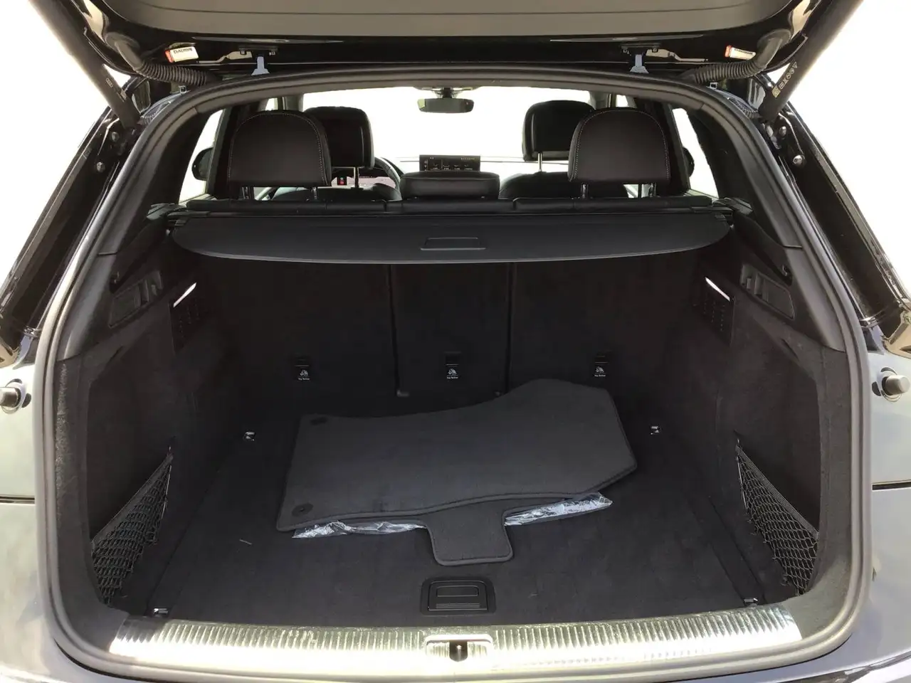 Audi Q5 снимка Audi Q5