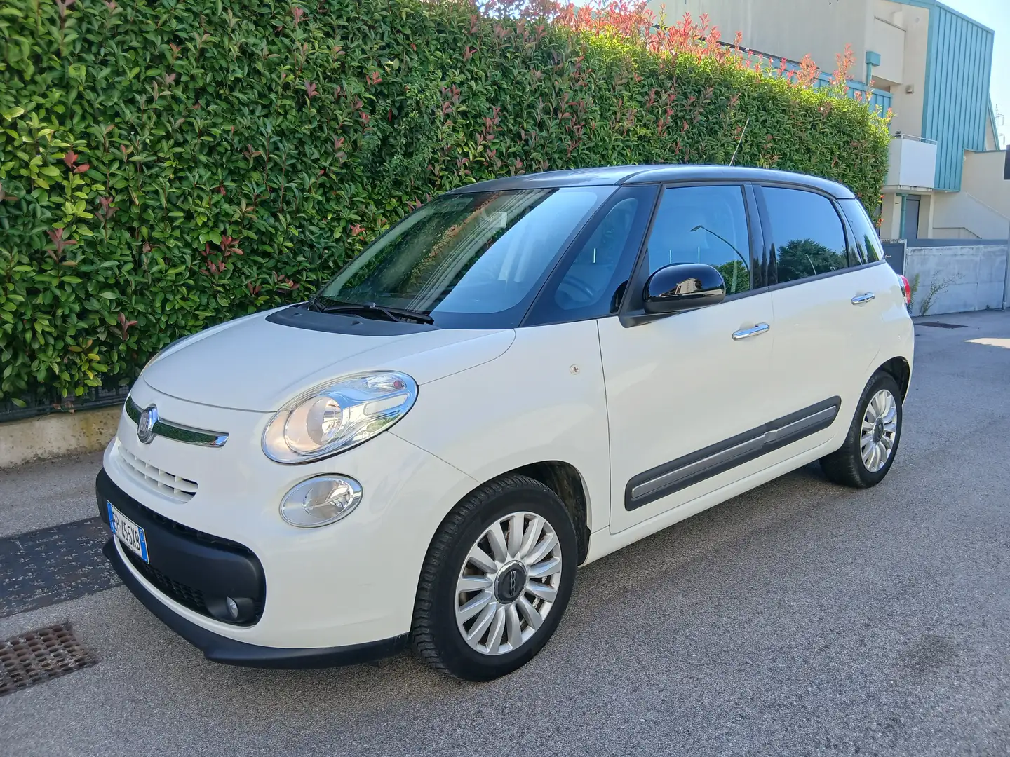 Fiat 500L 1.3 mjt Pop unico prop tua a € 185 mese Bianco - 1