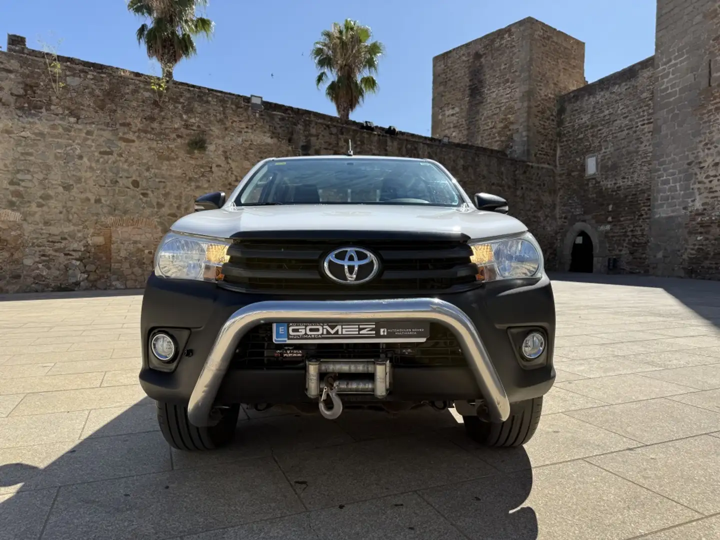 Toyota Hilux Cabina Doble GX Wit - 2