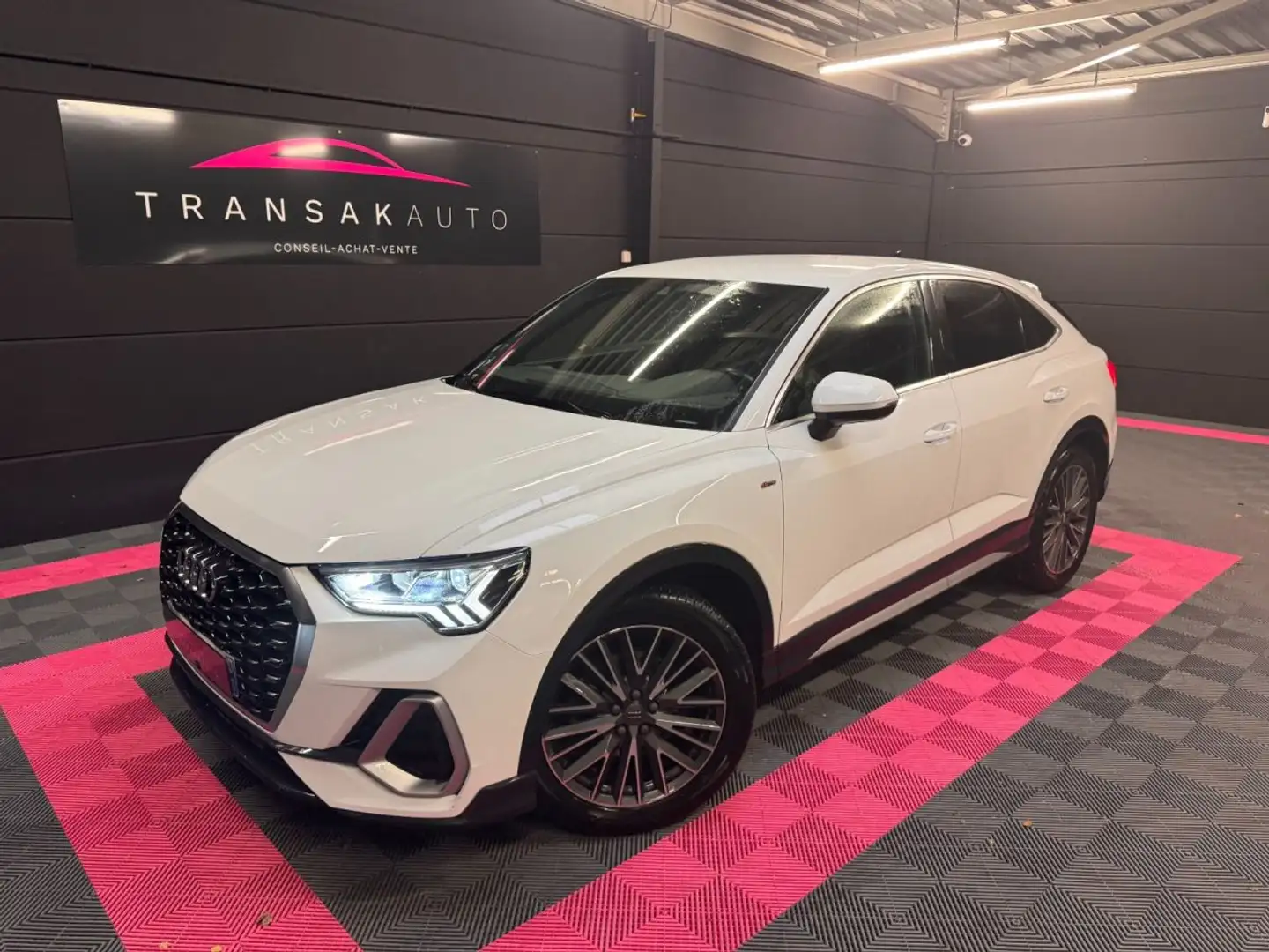 Audi Q3 35 TDI 150 ch S tronic 7 S line Bianco - 1