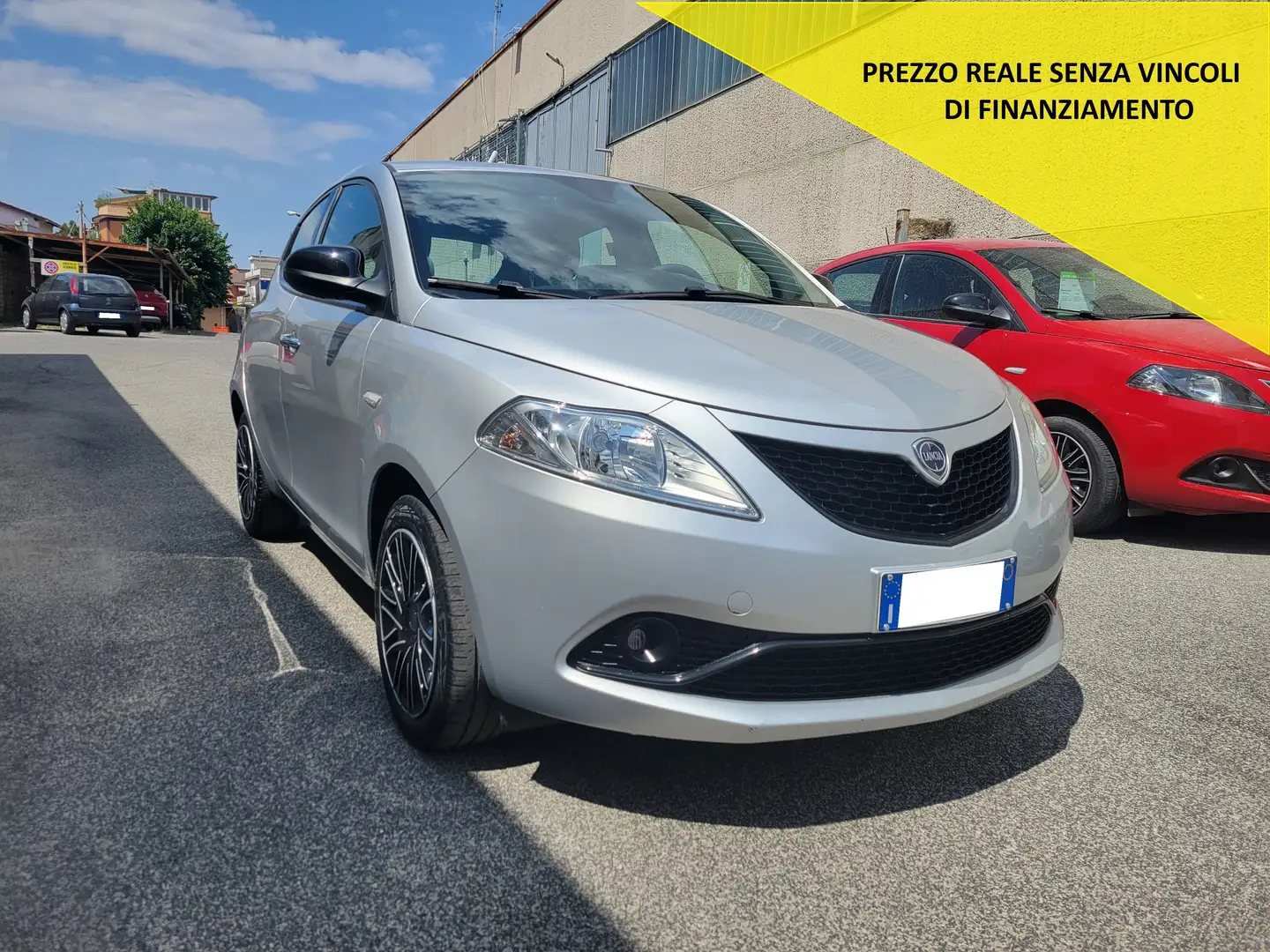 Lancia Ypsilon 1.0 firefly hybrid Gold s Silber - 1