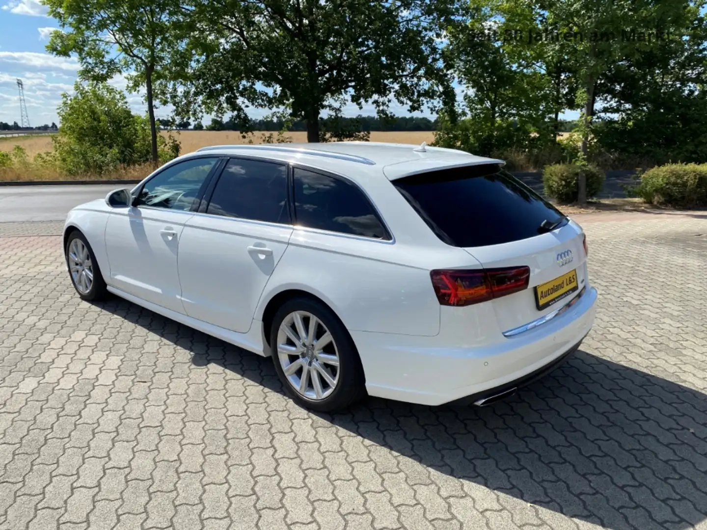 Audi A6 Avant 3.0 TFSI quattro,Bi-Xenon,Navi,SH,2.Hand,WKR Weiß - 2