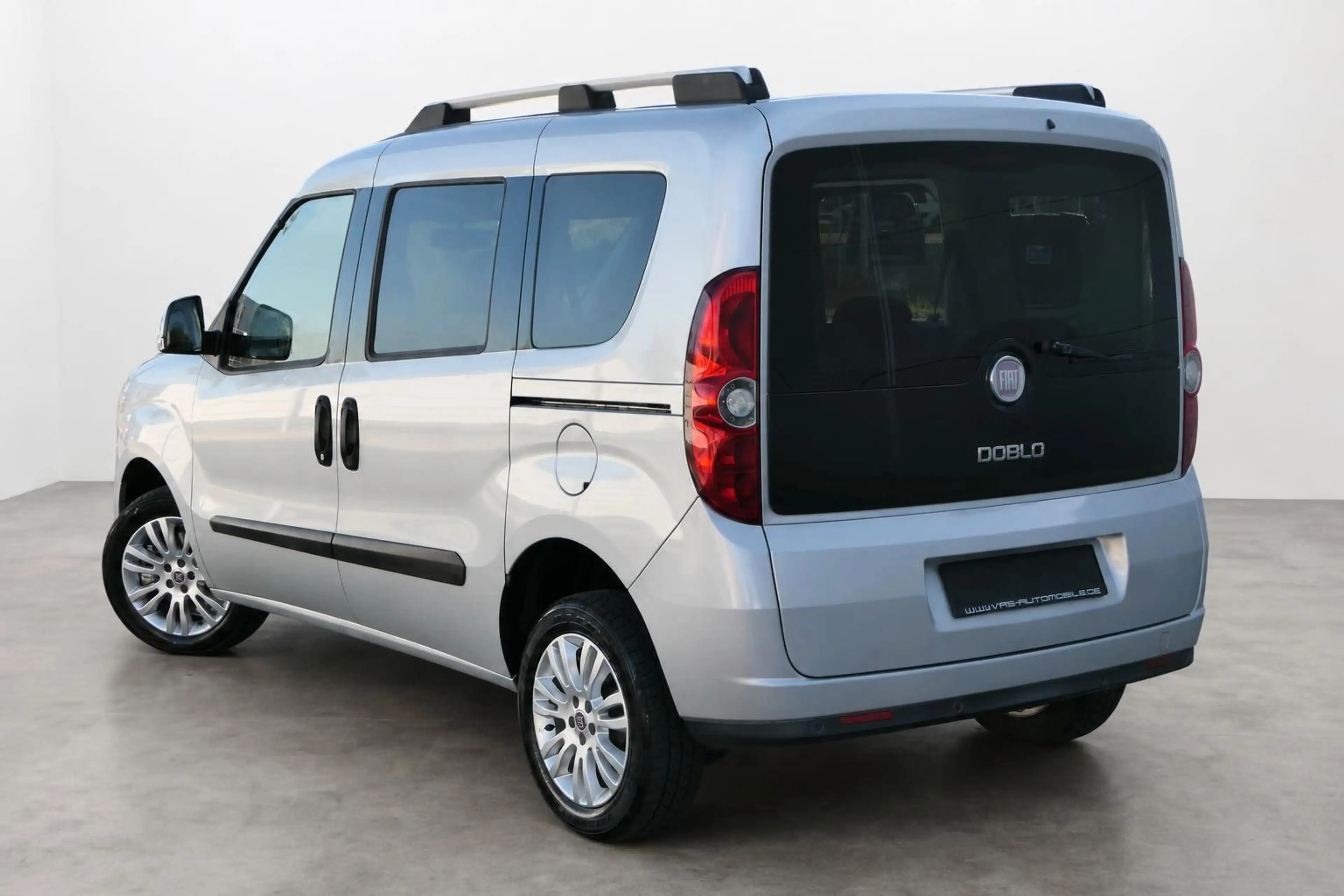 Fiat Doblo Doblò 1.4 Emotion*Sitzheizung*Klimaautomatik*PDC — photo 6