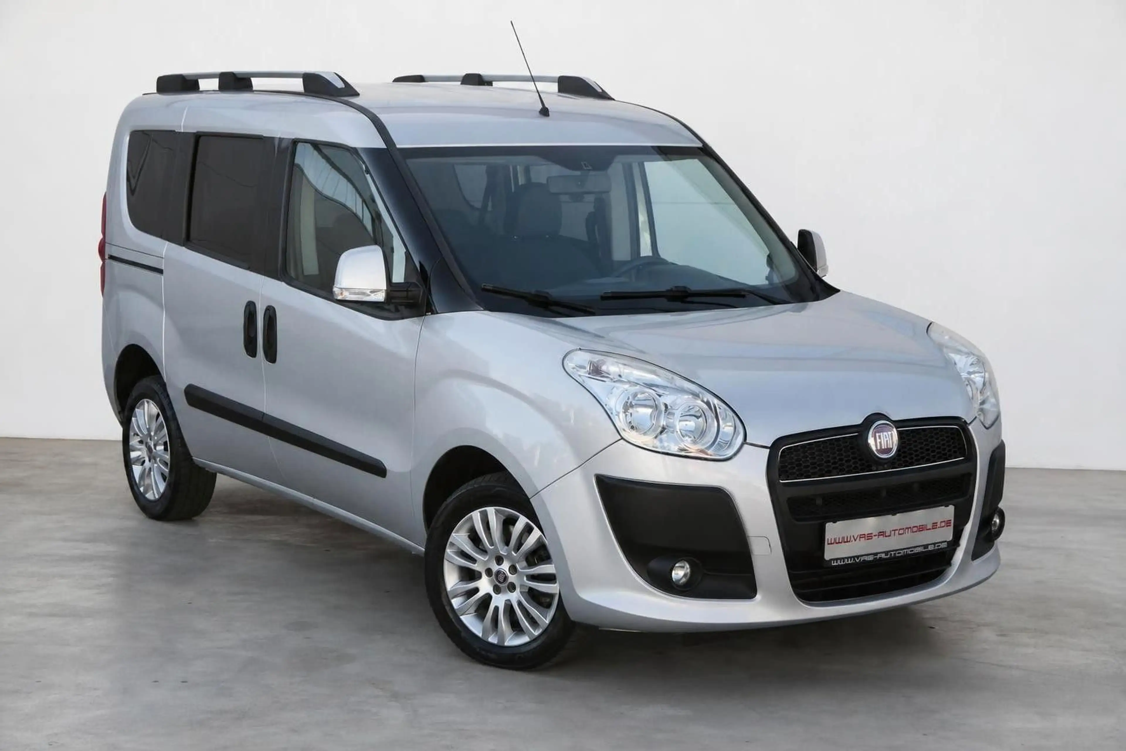 Fiat Doblo Doblò 1.4 Emotion*Sitzheizung*Klimaautomatik*PDC — photo 4