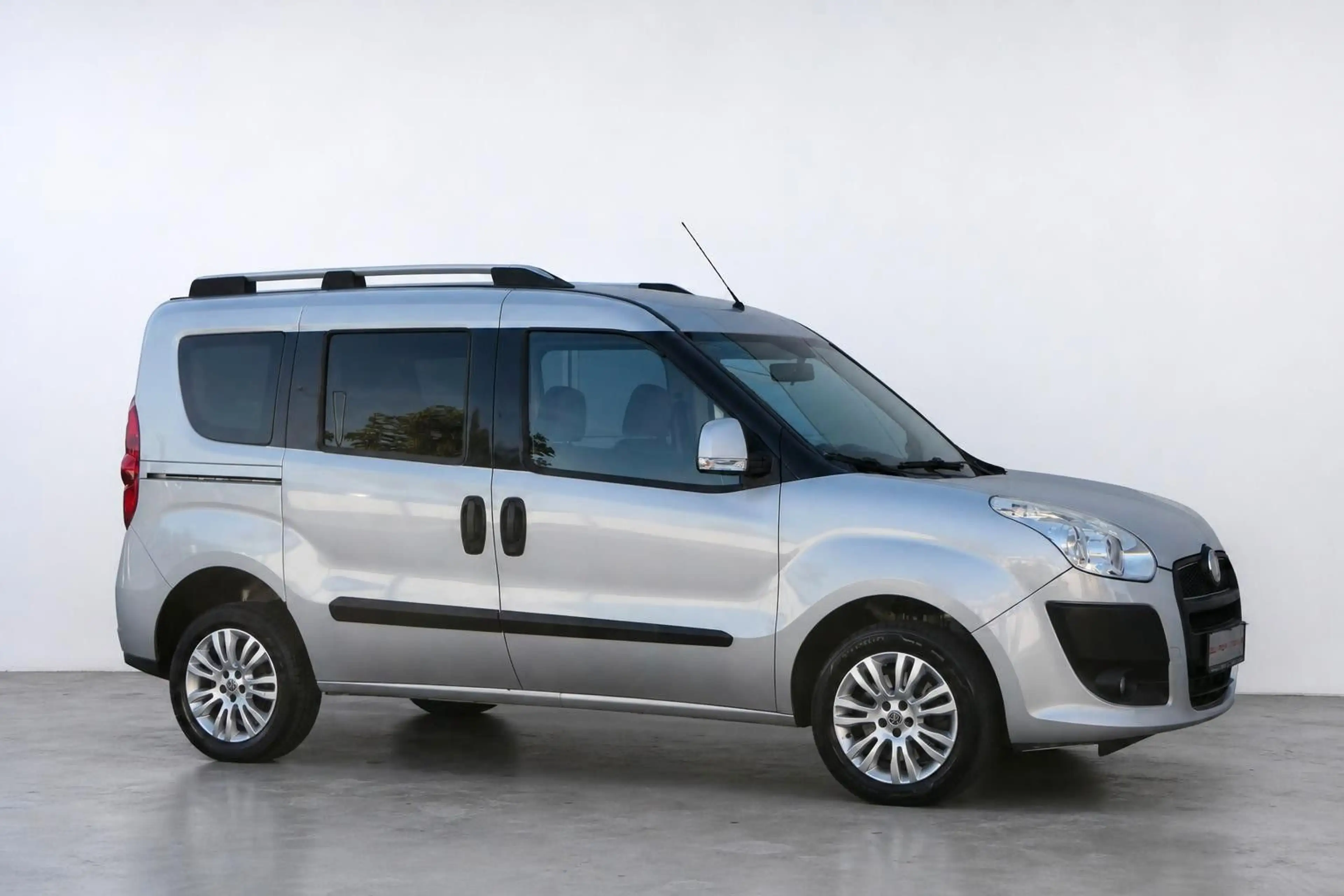 Fiat Doblo Doblò 1.4 Emotion*Sitzheizung*Klimaautomatik*PDC — photo 10