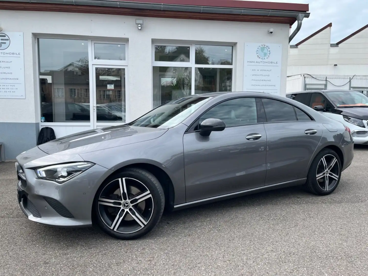 Mercedes-Benz CLA 220 d*Night-Paket+Keyless-Go+Ambiente+Media* Gris - 1