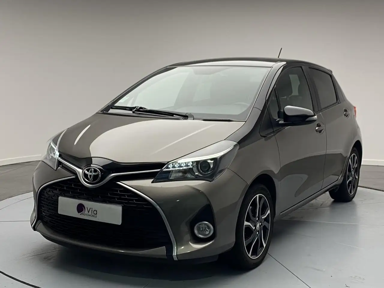 Toyota Yaris 1.3 - 100 VVT-i 2016  III 2011 Design PH