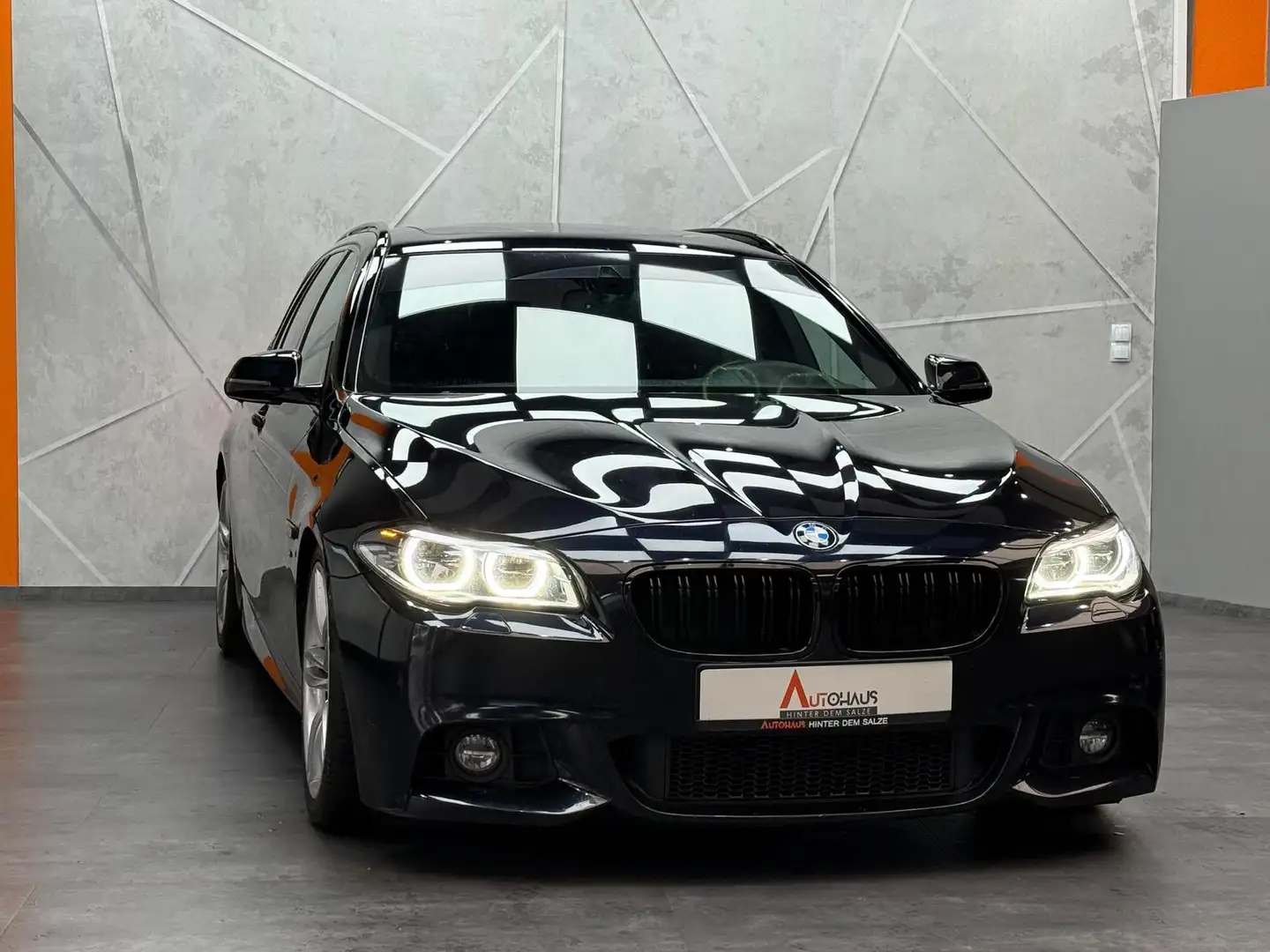 BMW 530 d xDrive M-PAKET|LEDER Schwarz - 2