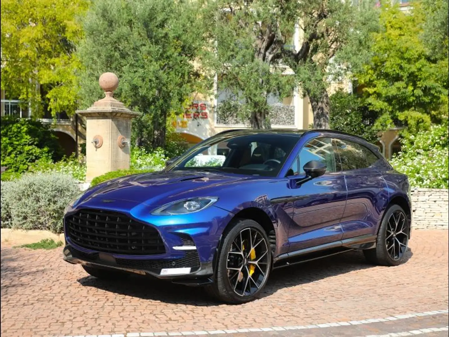 Aston Martin DBX 4.0 V8 biturbo 707ch BVA9 - 1