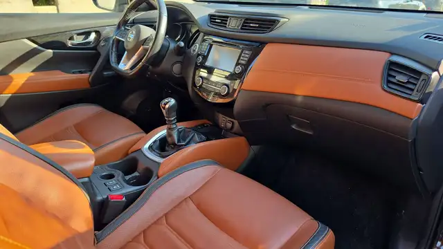 Nissan X-Trail view 10