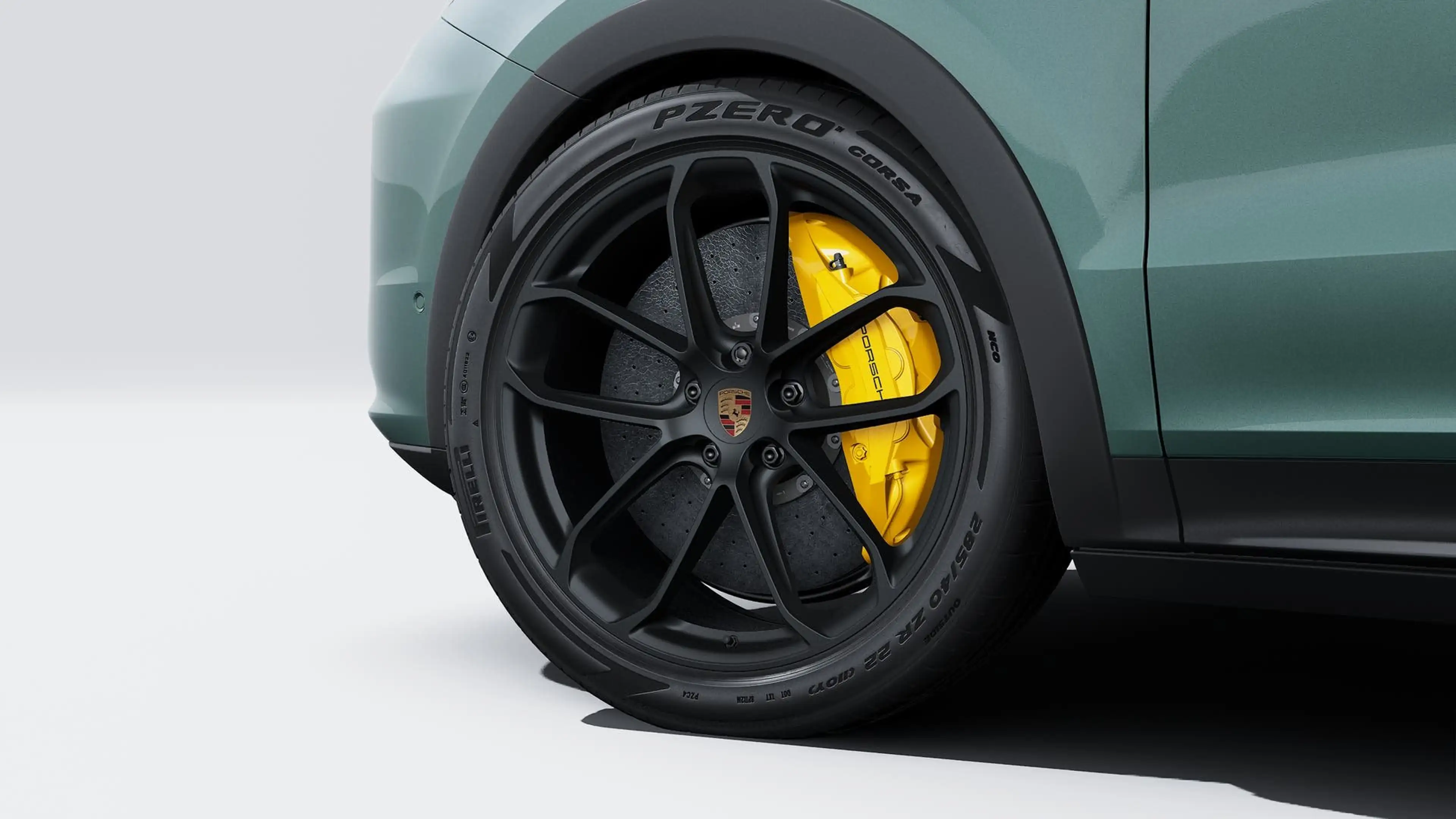Porsche Cayenne Turbo E-Hybrid Coupé met GT Pakket — photo 10