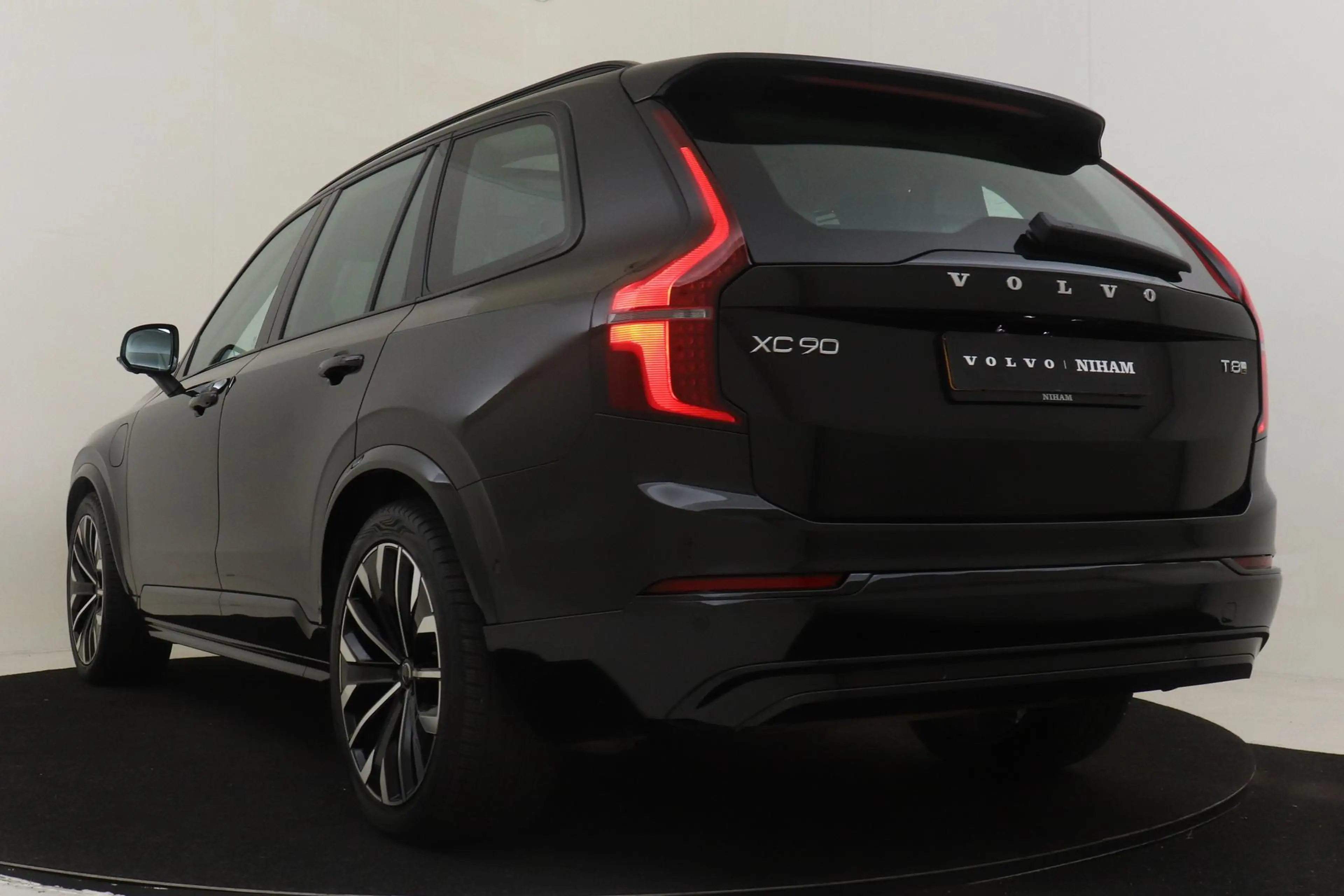 Volvo XC90 II T8 PLUG-IN HYBRID AWD ULTRA DARK *FULL OPTIONS! — photo 5