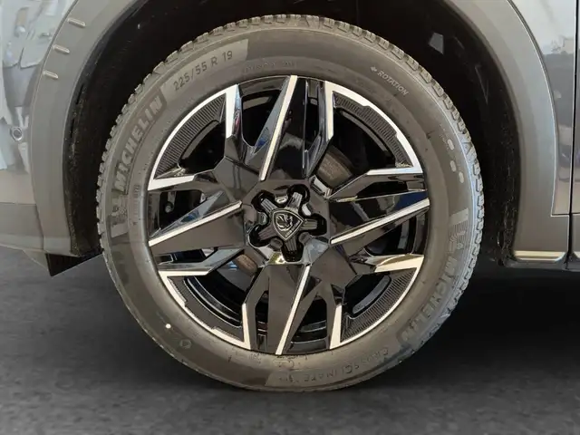 Peugeot 3008 GT Hybrid 145 e-DCS6 Ansicht 19