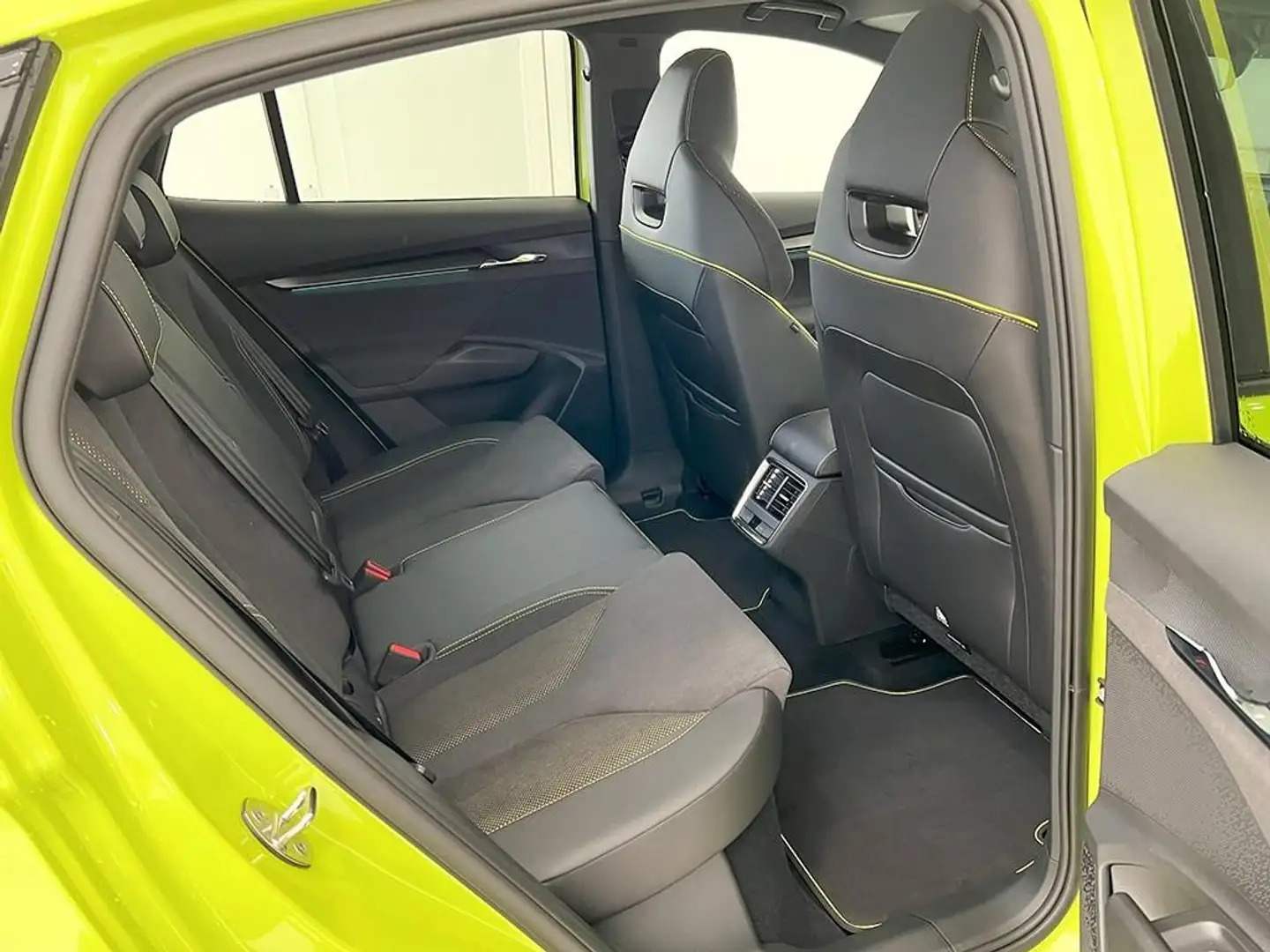 Skoda Enyaq Coupé RS 195kW Verde - 2