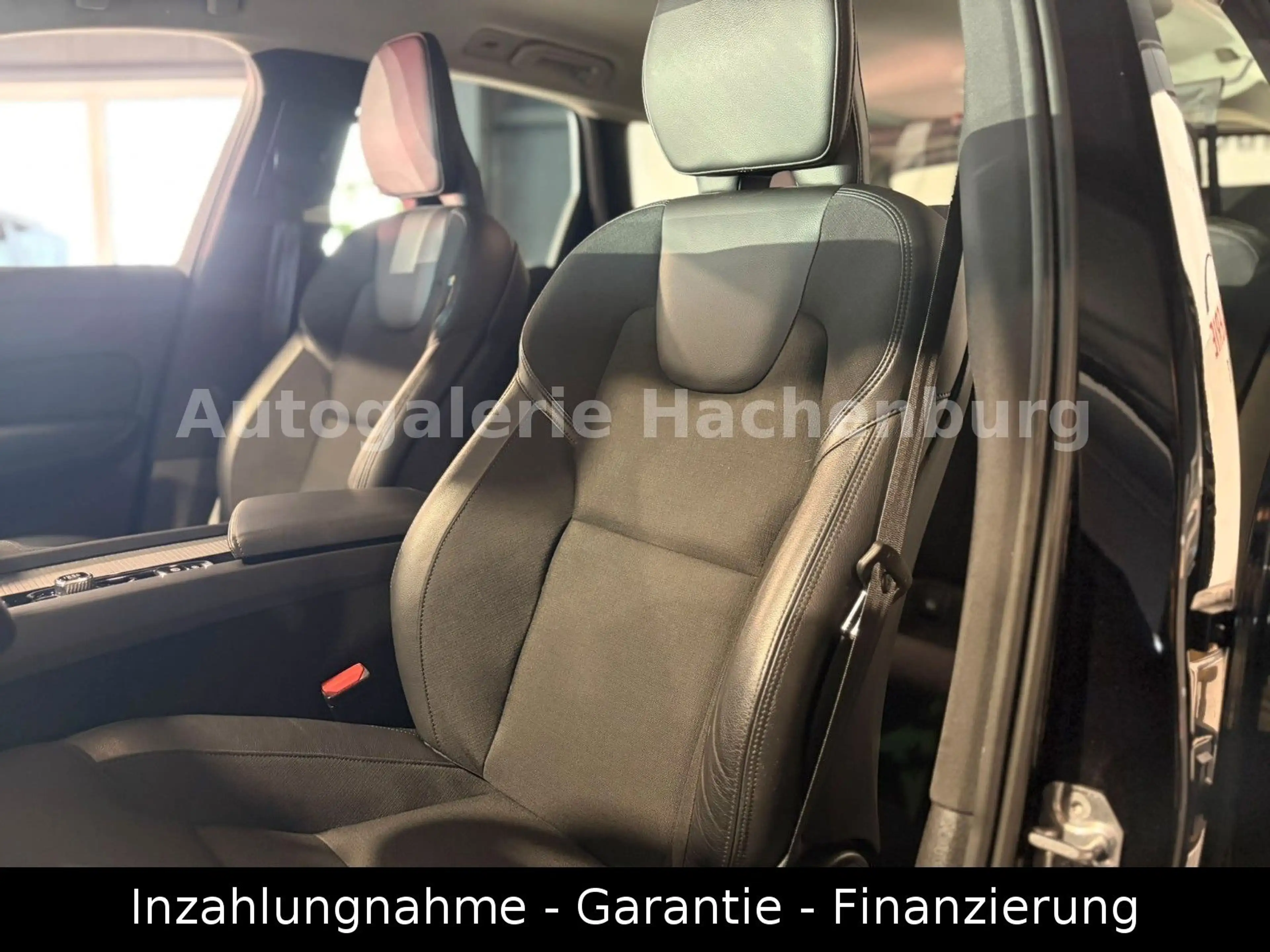 Volvo XC60 Momentum Pro AWD/Virtual/Leder/LED/Navi/EU6 — photo 12
