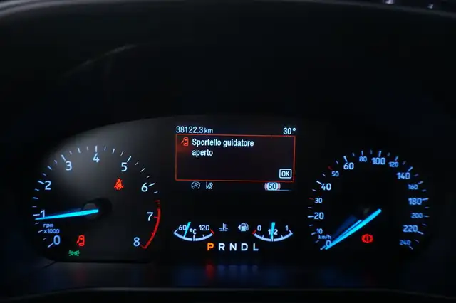 Ford Focus view 12