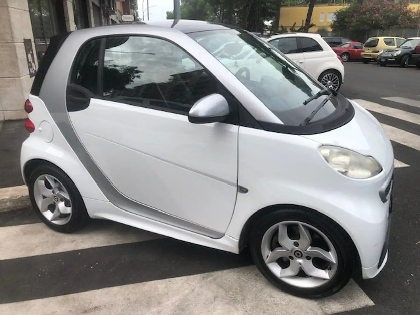 smart forTwo cdi Pulse NEOPATENTI OK RESTYLING 2012 CERCHI LEGA Bianco - 1