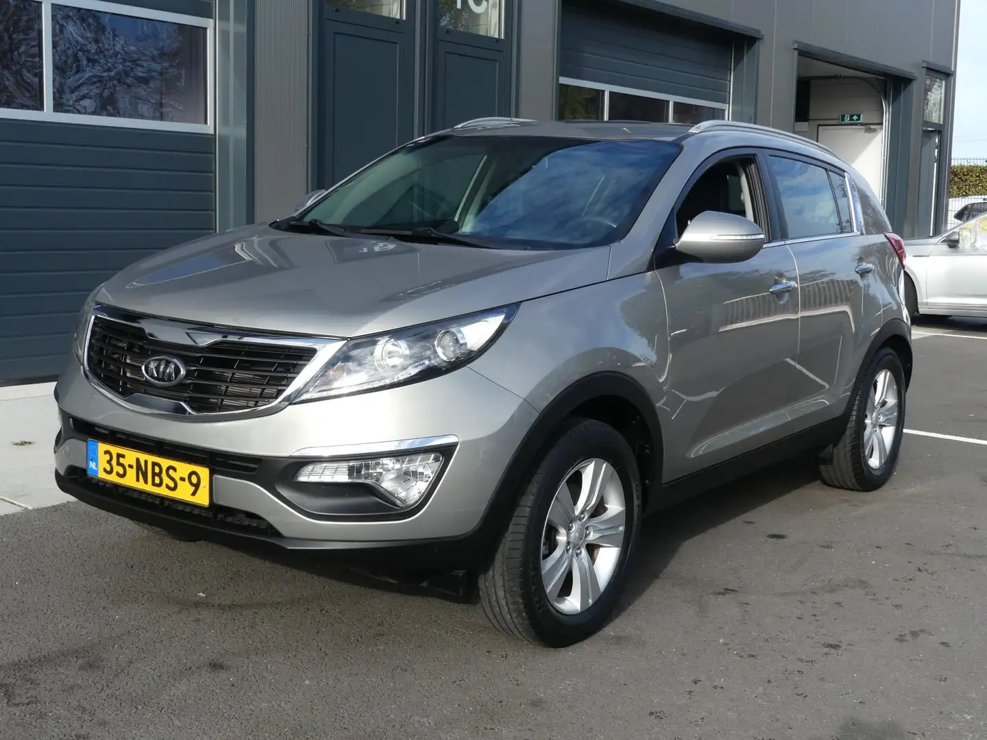 Kia Sportage 2.0 163PK Climate Control PDC LED Bluetooth Org. N Grijs - 2
