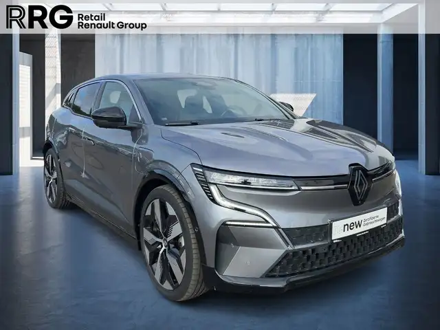 Renault Megane E-Tech view 7
