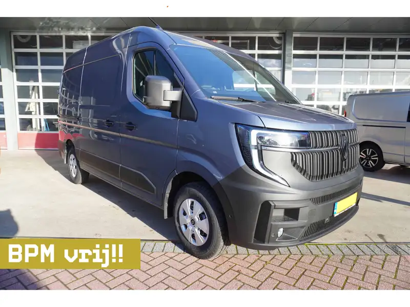 RENAULT Master