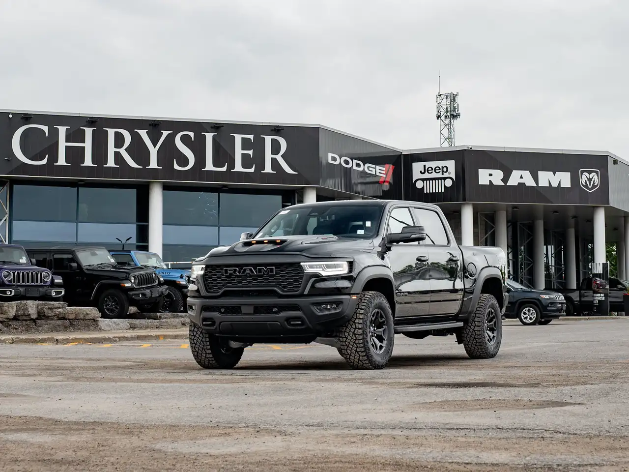 RAM 1500 снимка RAM 1500