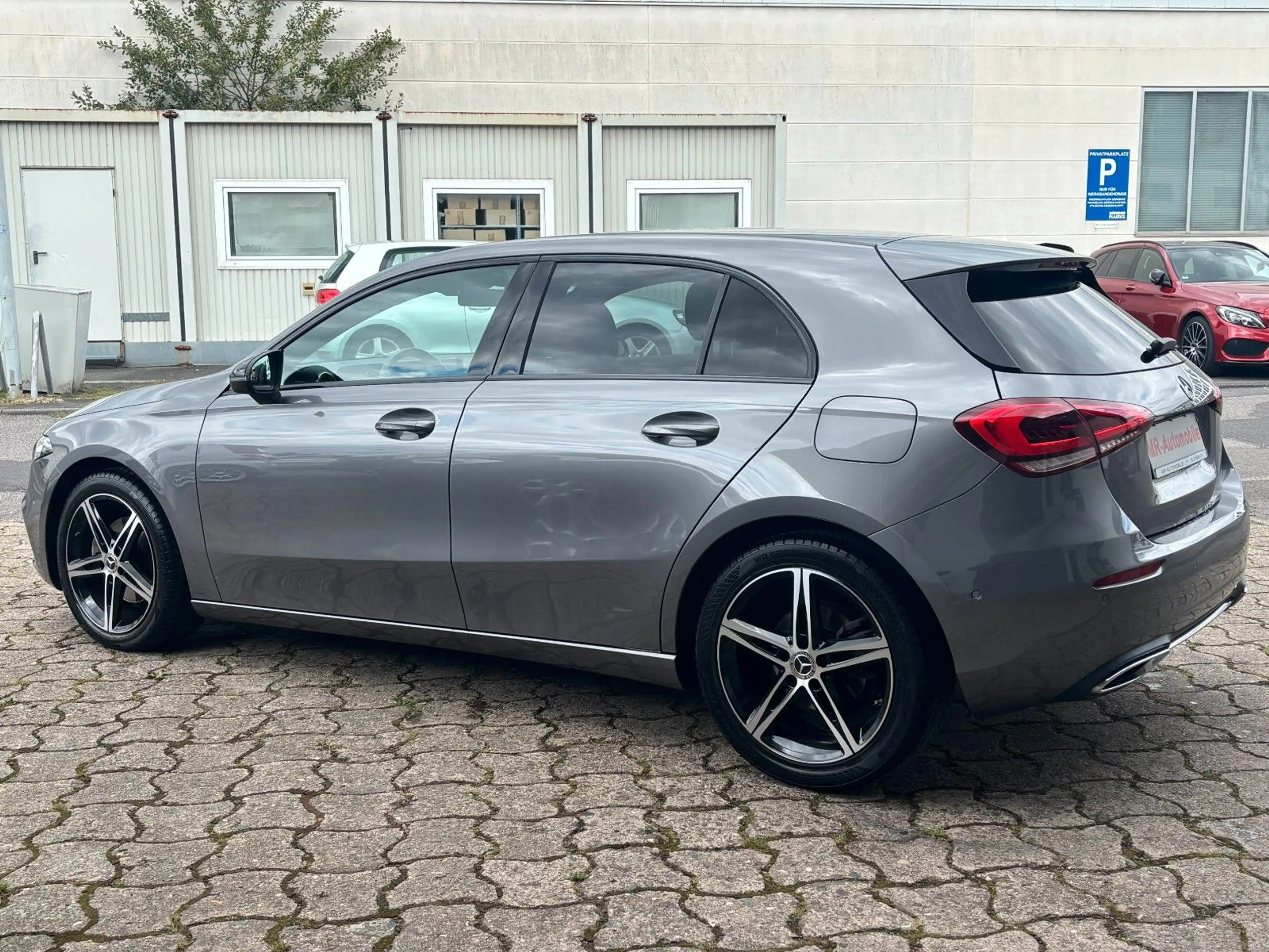 Mercedes-Benz A 200 Progressive*4.Matic*Multibeam*Night Paket* — photo 9