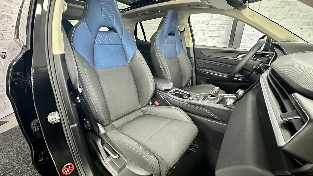 Lynk & Co 01 1.5 Pano / Carplay / ACC / 6.6KWH / Infinty 35