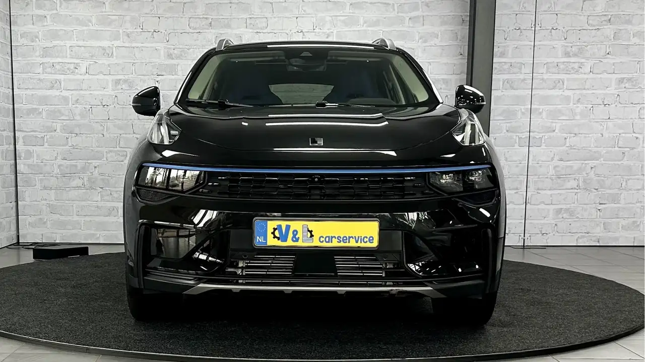 Lynk & Co 01 1.5 Pano / Carplay / ACC / 6.6KWH / Infinty 3
