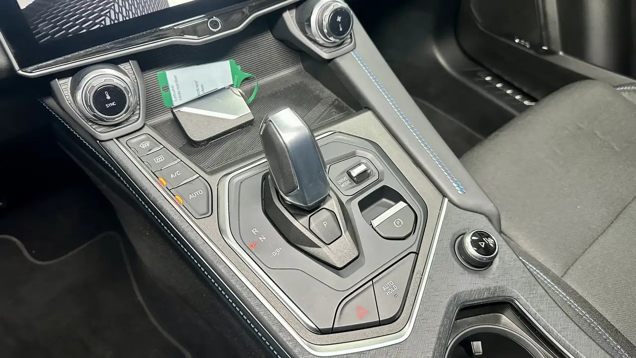 Lynk & Co 01 1.5 Pano / Carplay / ACC / 6.6KWH / Infinty 24