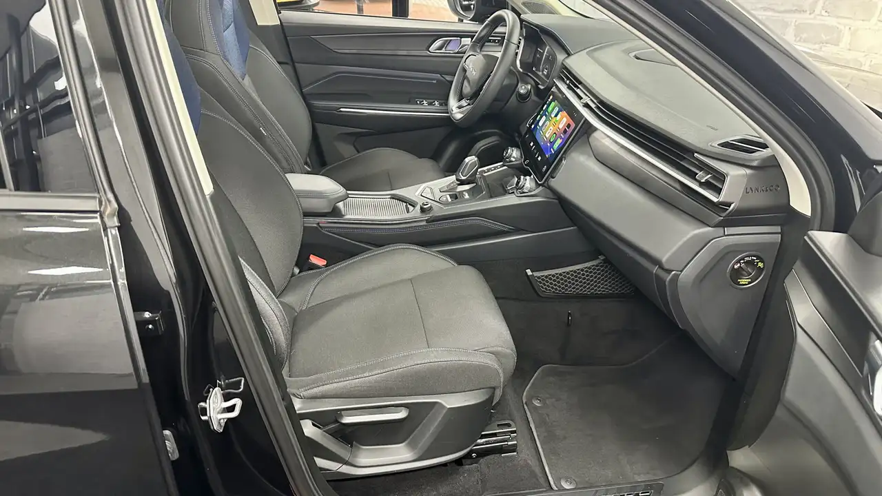Lynk & Co 01 1.5 Pano / Carplay / ACC / 6.6KWH / Infinty 34