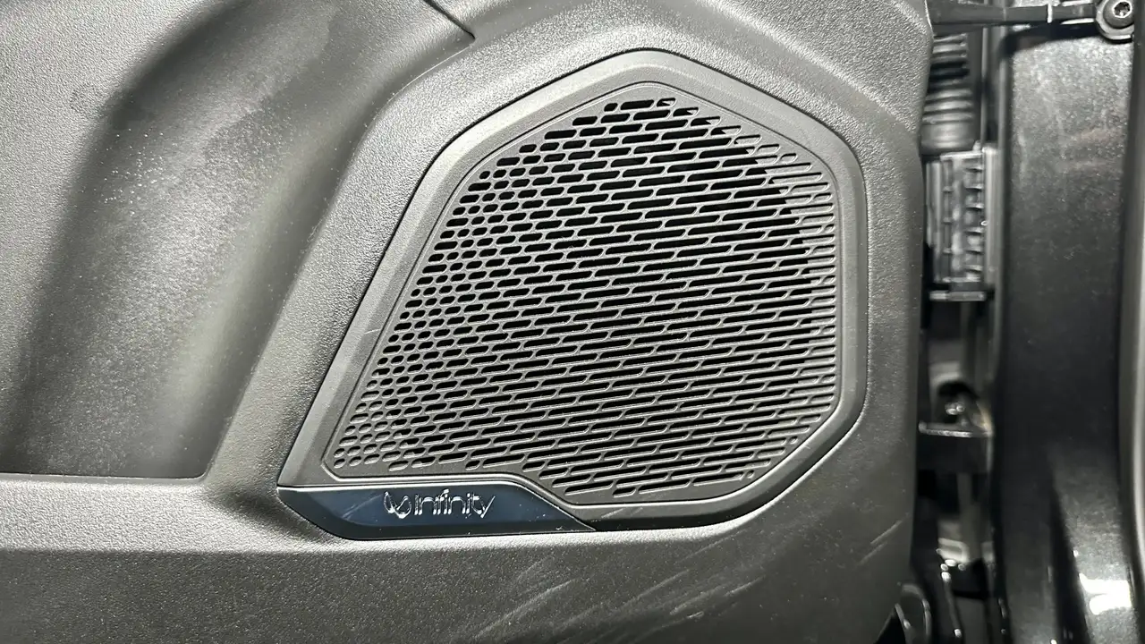 Lynk & Co 01 1.5 Pano / Carplay / ACC / 6.6KWH / Infinty 17