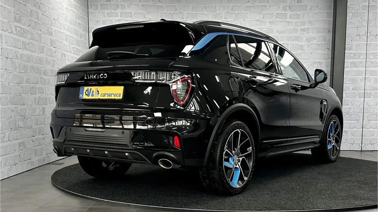 Lynk & Co 01 1.5 Pano / Carplay / ACC / 6.6KWH / Infinty 12