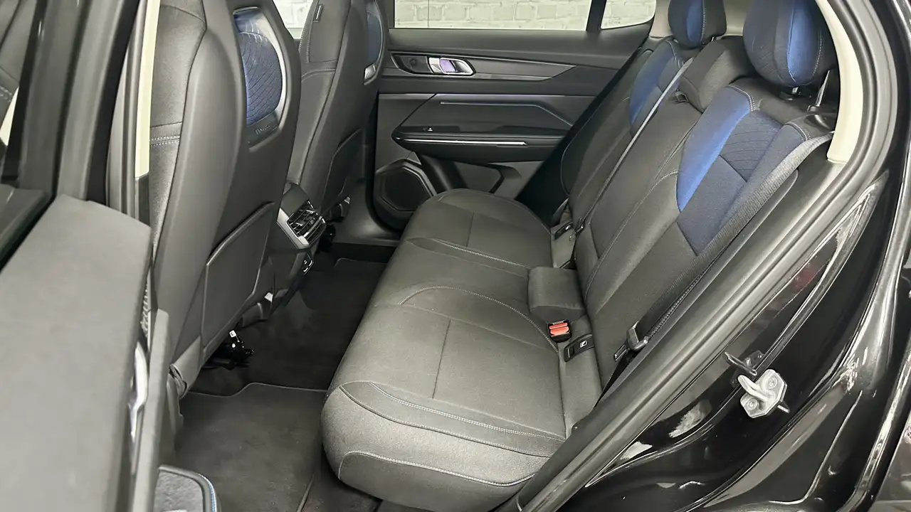 Lynk & Co 01 1.5 Pano / Carplay / ACC / 6.6KWH / Infinty 30