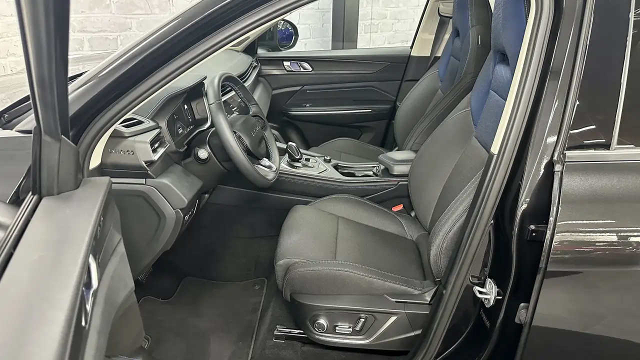 Lynk & Co 01 1.5 Pano / Carplay / ACC / 6.6KWH / Infinty 20