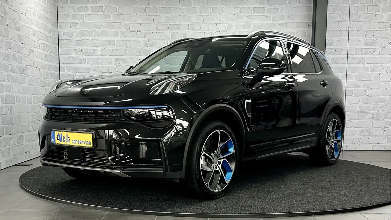 Lynk & Co 01 1.5 Pano / Carplay / ACC / 6.6KWH / Infinty 5