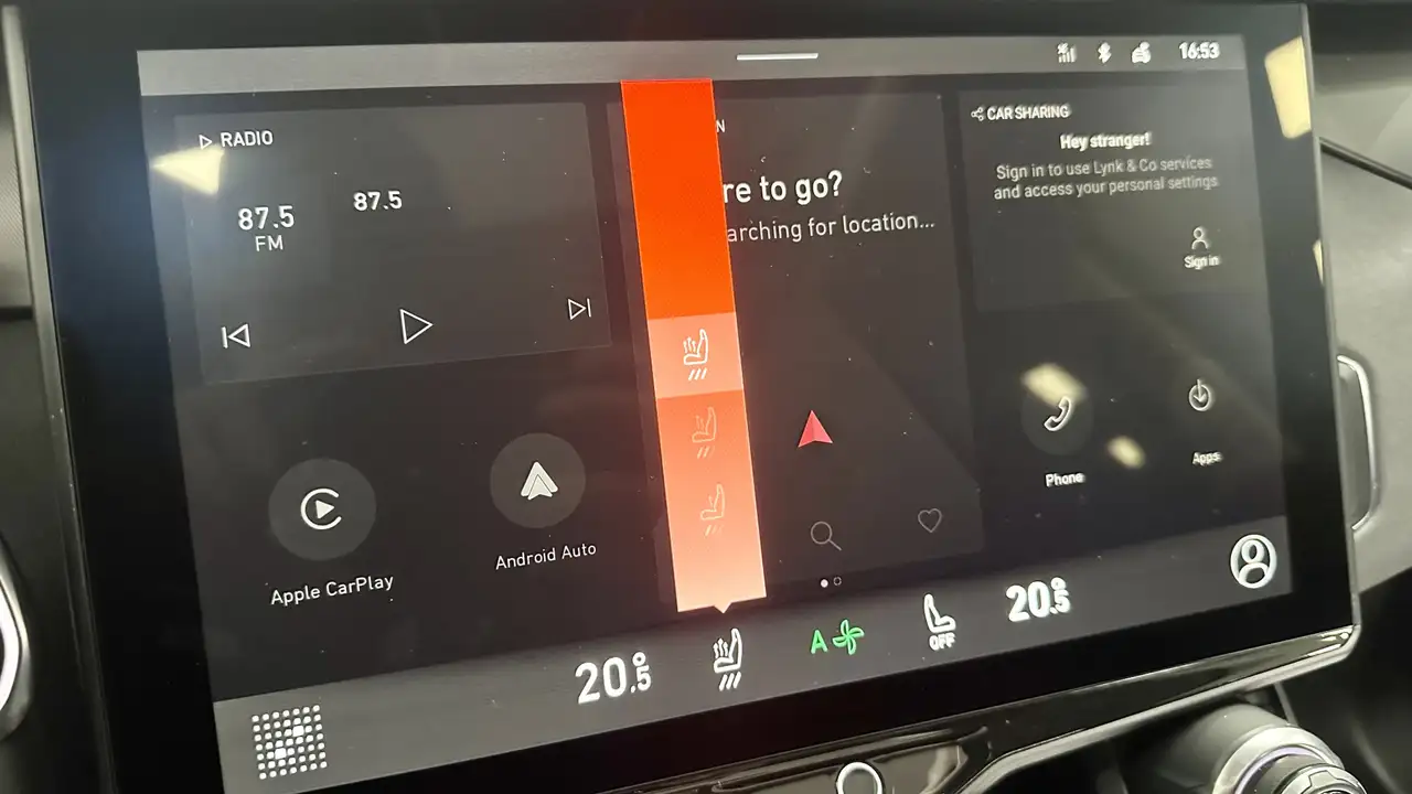Lynk & Co 01 1.5 Pano / Carplay / ACC / 6.6KWH / Infinty 22