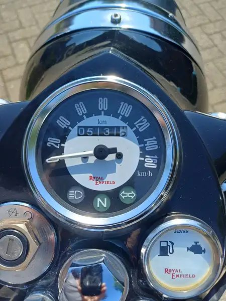 Royal Enfield Classic - foto 6