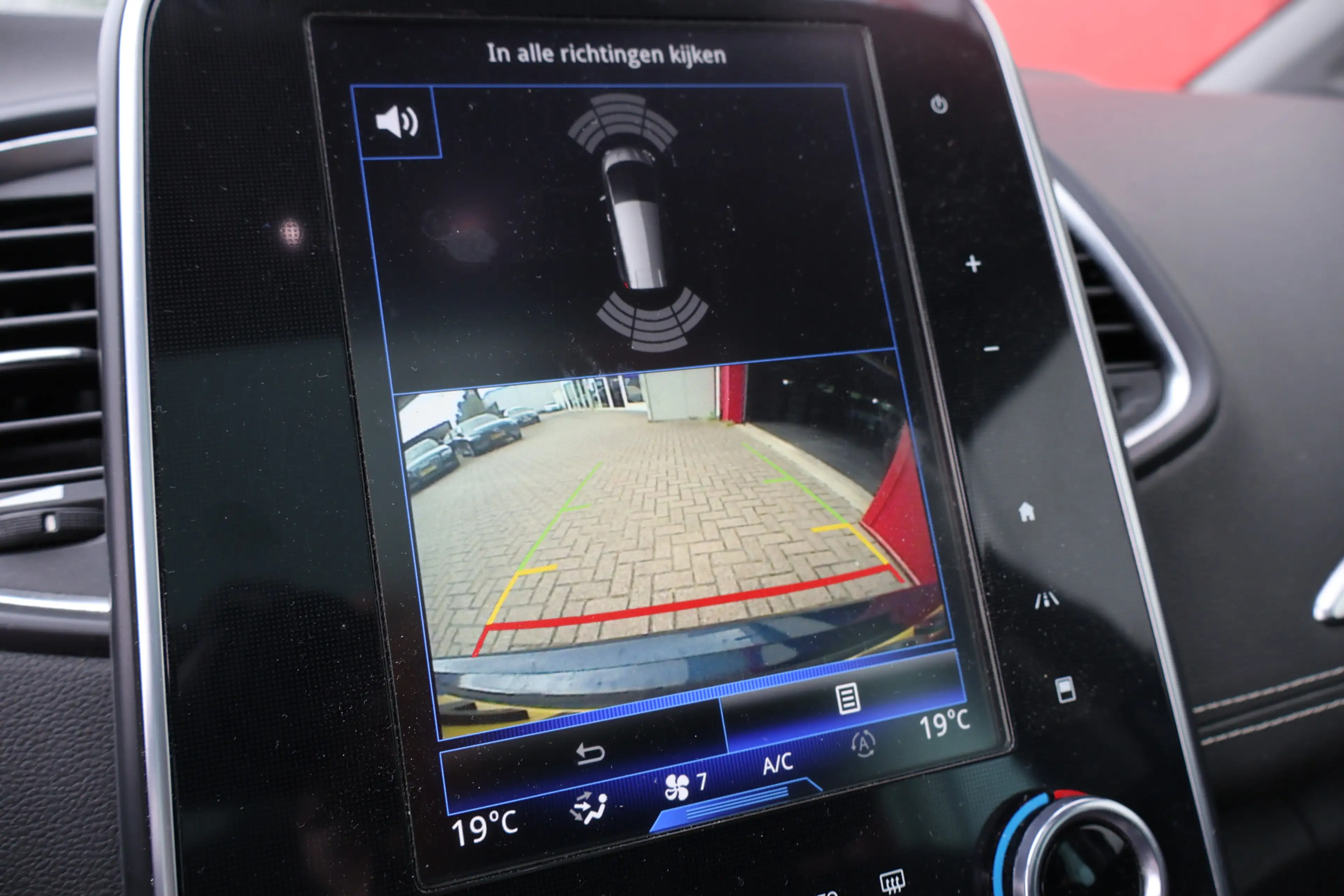 Renault Grand Scenic 1.3 TCe Bose 7persoons. — photo 9