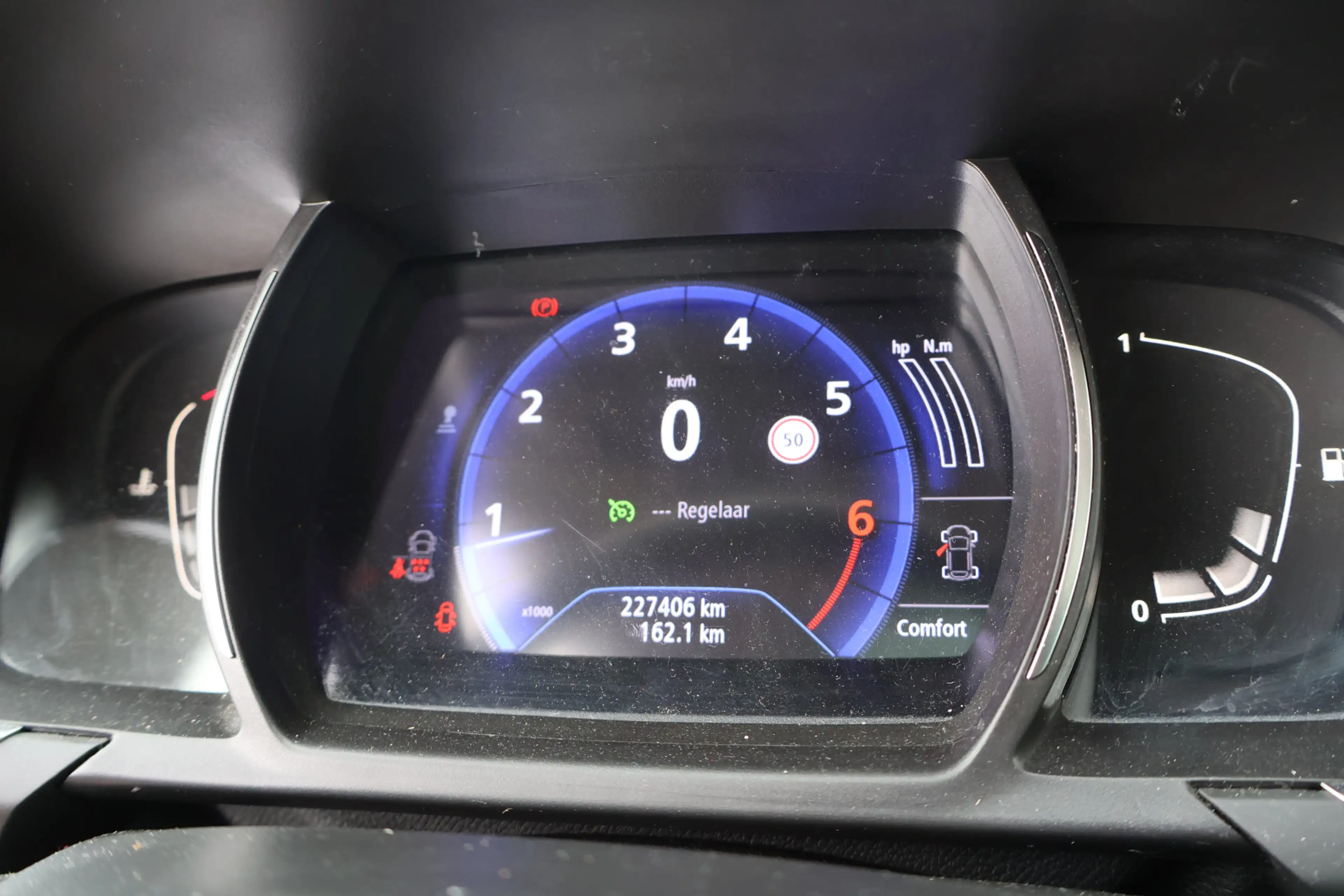Renault Grand Scenic 1.3 TCe Bose 7persoons. — photo 8
