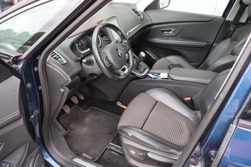 Renault Grand Scenic 1.3 TCe Bose 7persoons. — photo 5