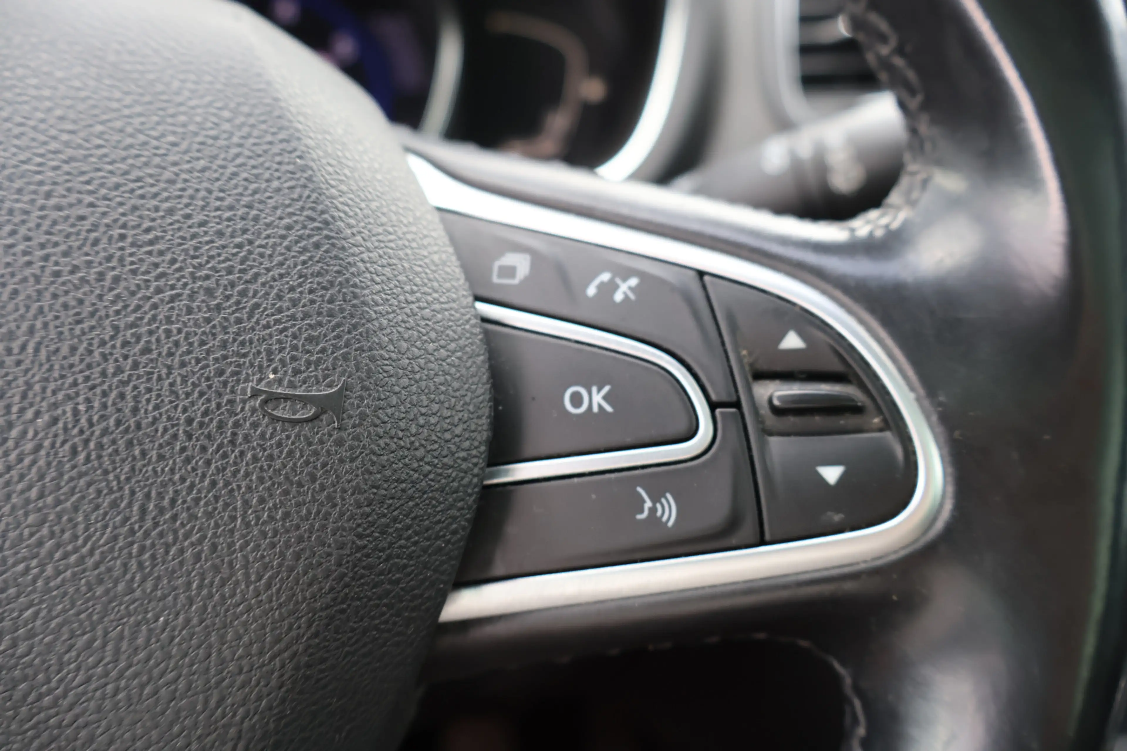Renault Grand Scenic 1.3 TCe Bose 7persoons. — photo 12