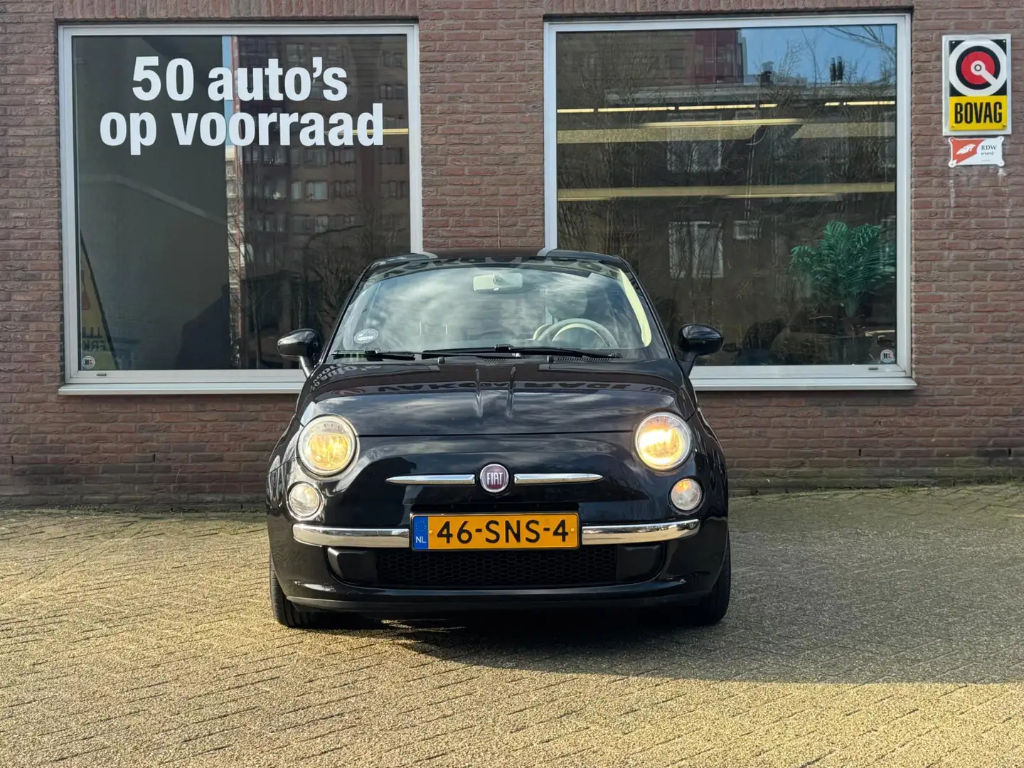 Fiat 500 0.9 TwinAir Lounge | AIRCO | VELGEN | PANO | EL RA Zwart - 2