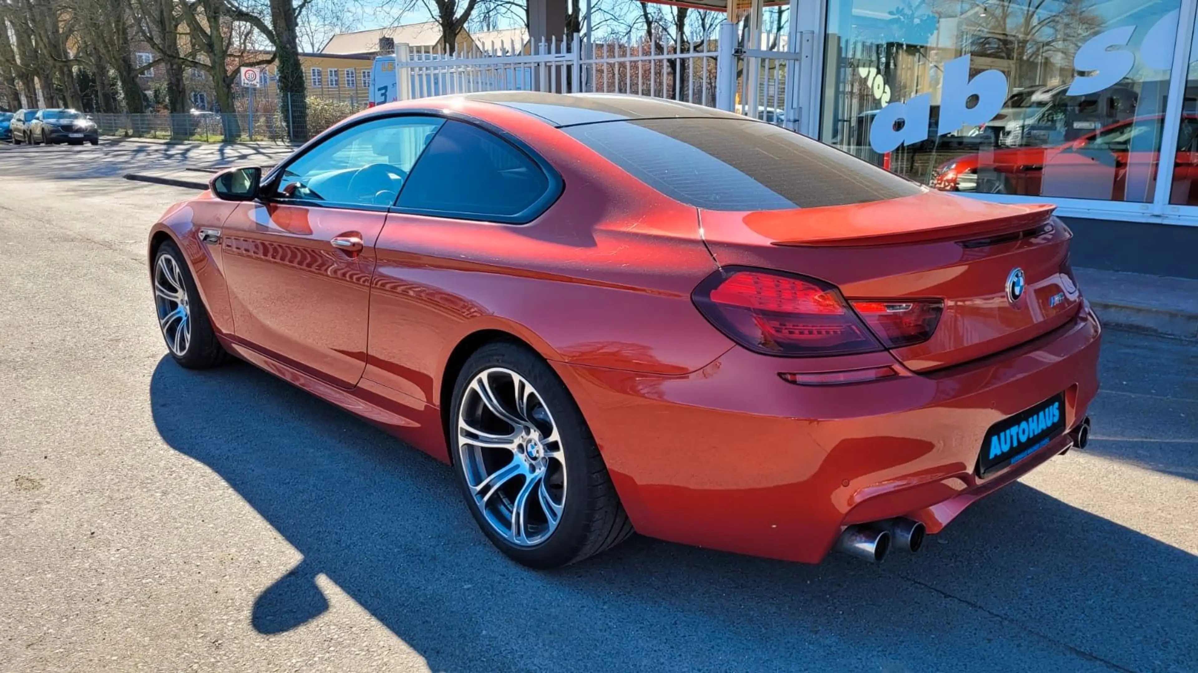 BMW M6 Coupe V8 *Leder*Navi*LED*Liebhaberfahrzeug — photo 6