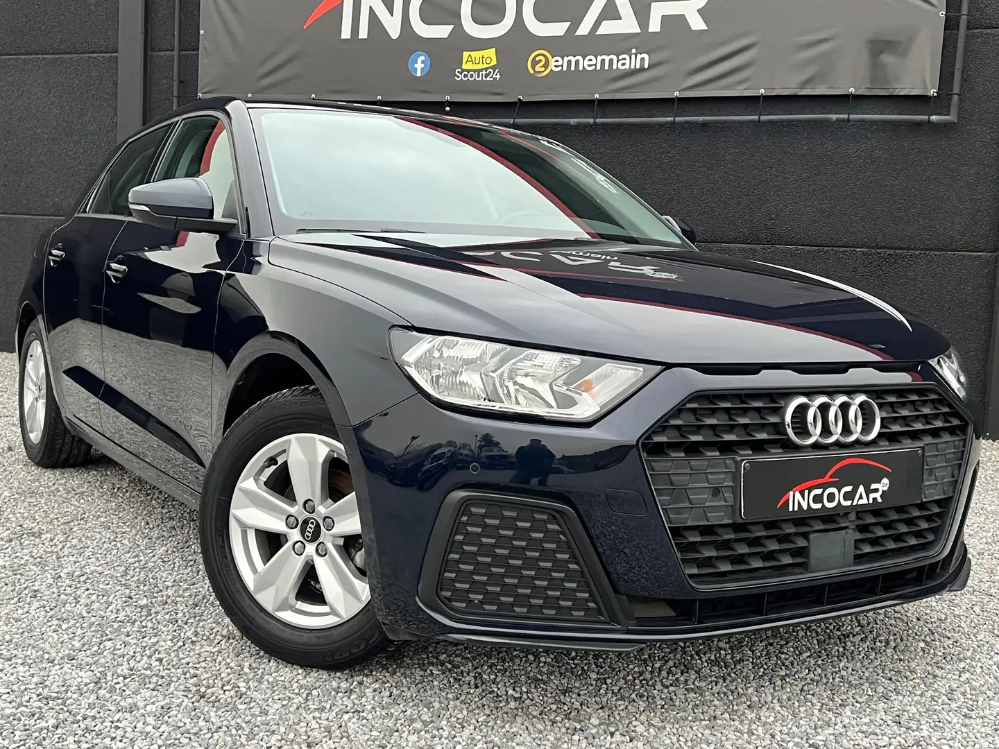 Audi A1 Sportback 25 TFSI * 1er PROPRIETAIRE/GARANTIE * Bleu - 1