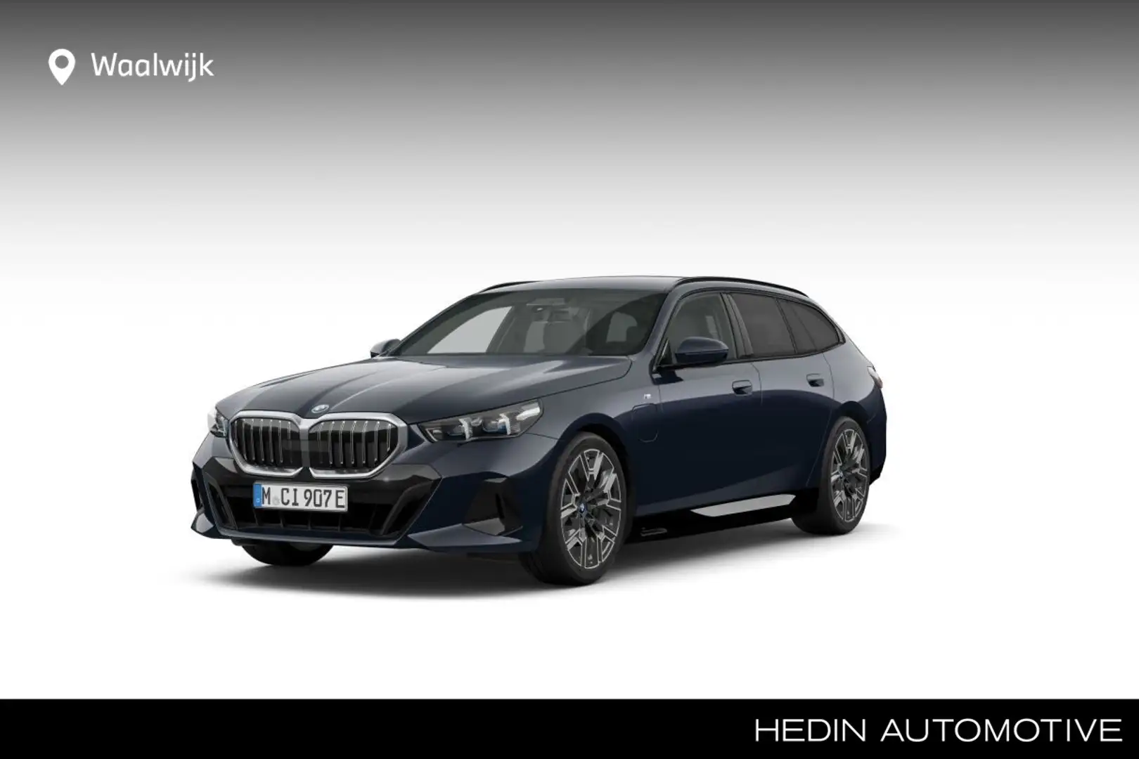 BMW 530 530e Touring M Sport Edition | Trekhaak | Privacy Zwart - 1