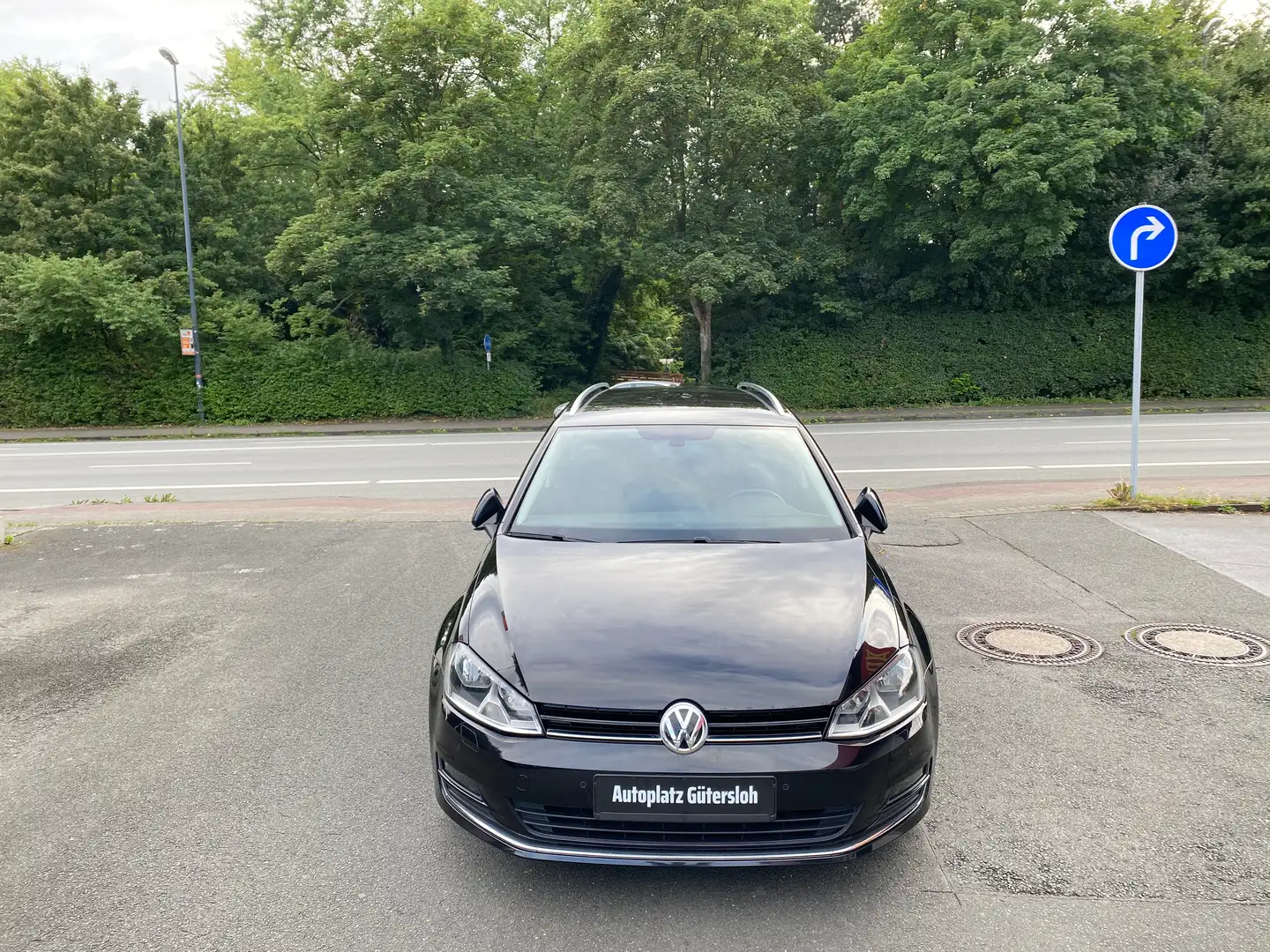 Volkswagen Golf Variant VII 1.6 TDI BMT Allstar NAVI KLIMA SHZ PDC Zwart - 2