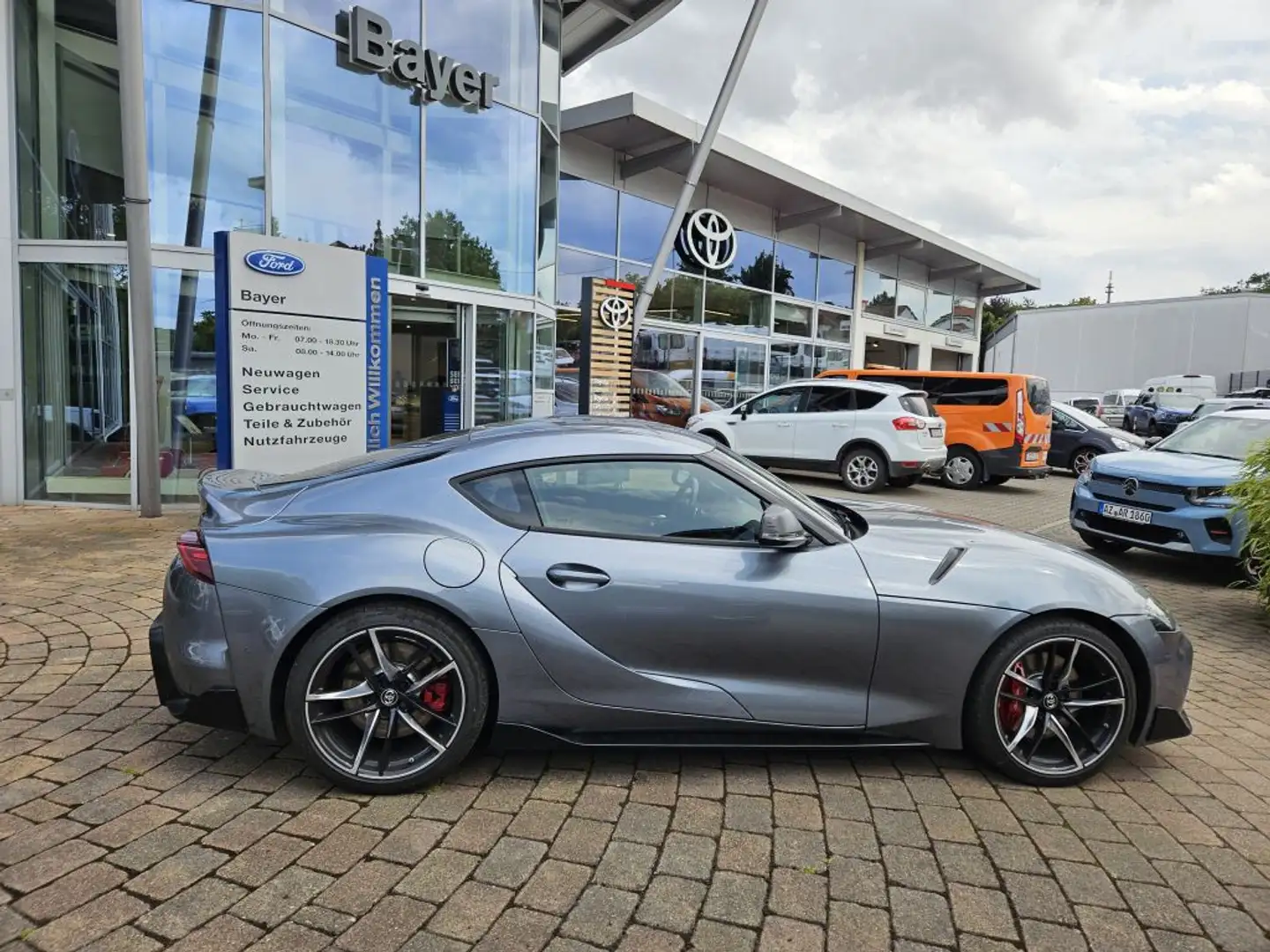 Toyota Supra GR 3.0 Automatik Legend Gris - 2
