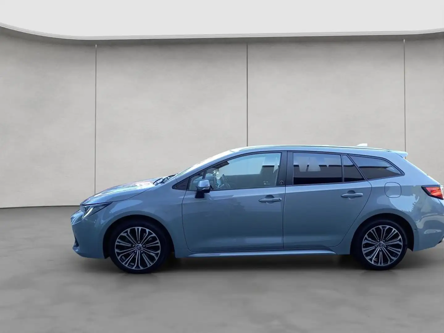 Toyota Corolla 2.0 Hybrid Touring Sports Team Deutschland Grijs - 2