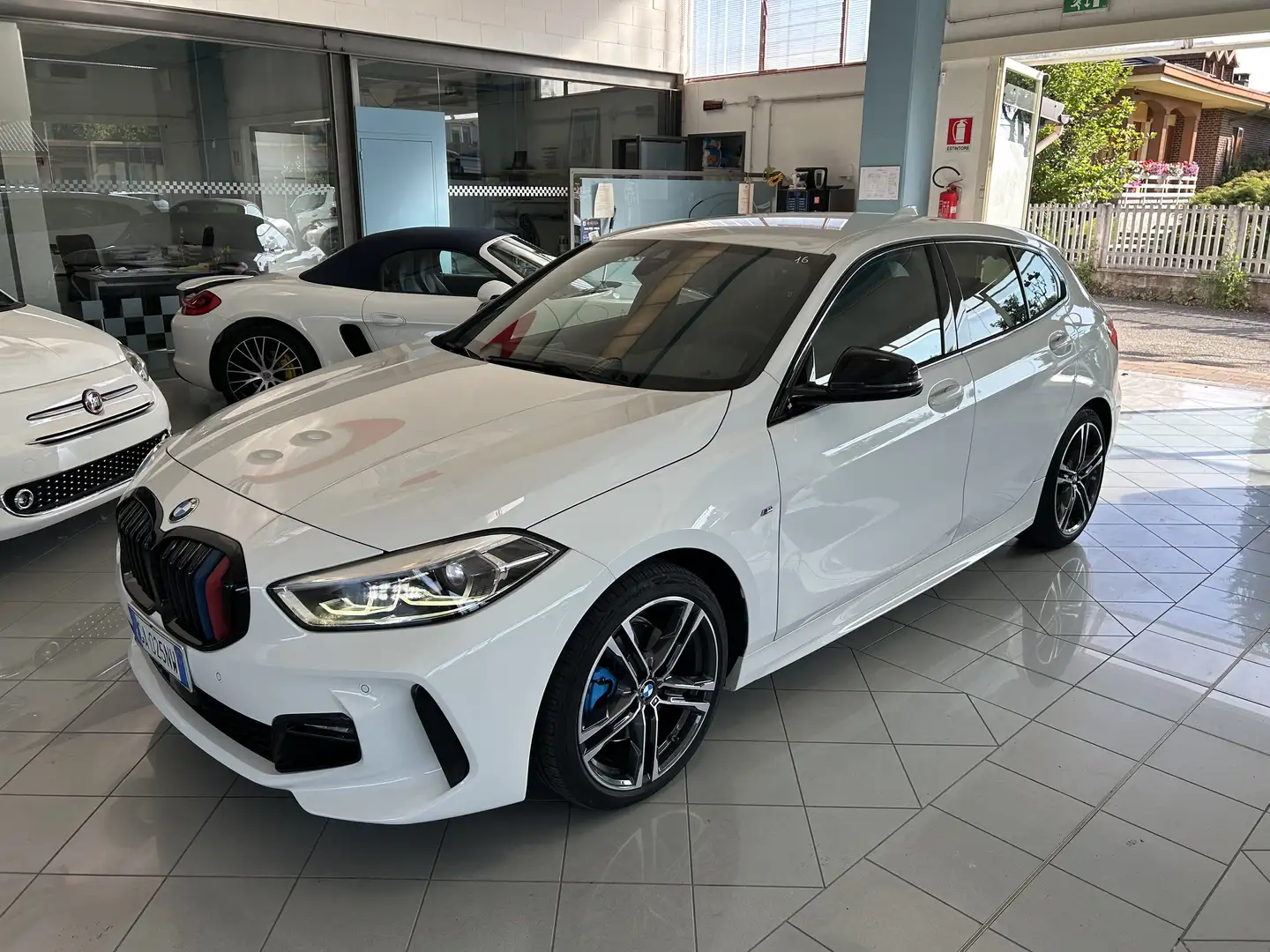 BMW 118 118i Msport 140cv auto Weiß - 1